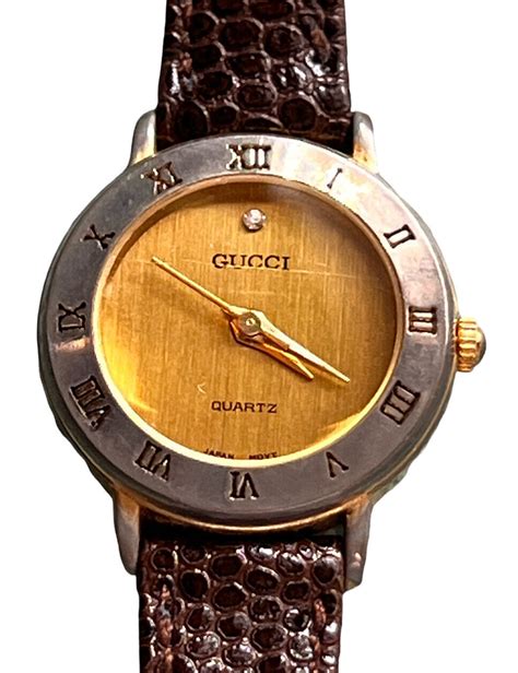 vintage gucci watch leather band.